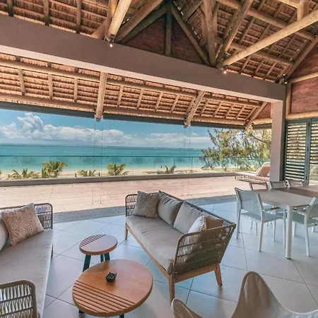 Blue Nest By Horizon Holidays Pointe D'Esny Exterior photo